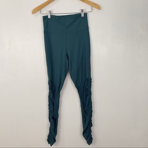 Fabletics Cashel foldover leggings